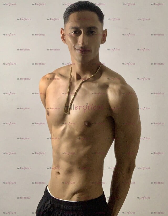 FOTOS DE CONTEMPORARY GENTLEMAN FOR UNFORGETTABLE MOMENT