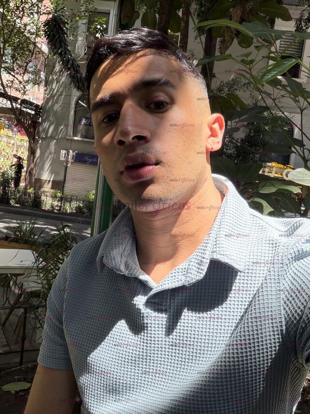 FOTOS DE CHICO CHAKALITO VERGON Y CALIENTE DE ZONA ROSA