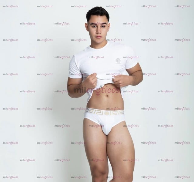 FOTOS DE JOVEN 20 AÑOS DISPUESTO A CUMPLIR TUS FANTASÍAS