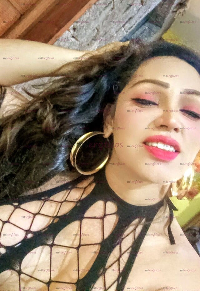 FOTOS DE NAVILA, TETONA CALIENTE NALGONA JUEGO DE ROLES NALGADAS