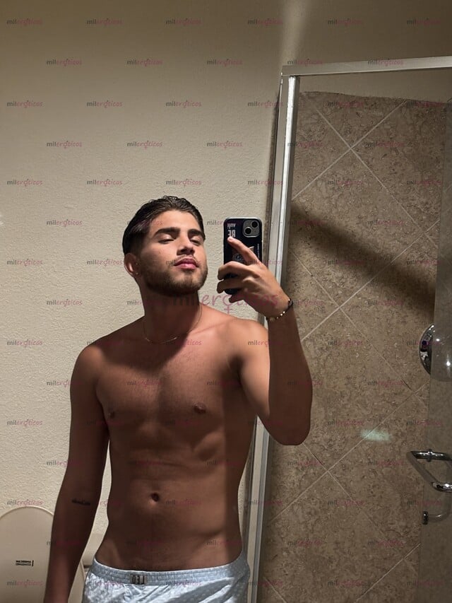 FOTOS DE CHICO COLOMBIANO BUEN SEXO, ARRECHO POR POCO TIEMPO EN TU CIUDAD