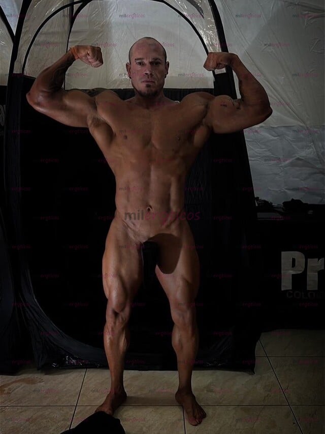 FOTOS DE HOMBRE CALIENTE, FITNES, ATLETA DE ALTO RENDIMIENTO, FULL COMPLACIENTE!