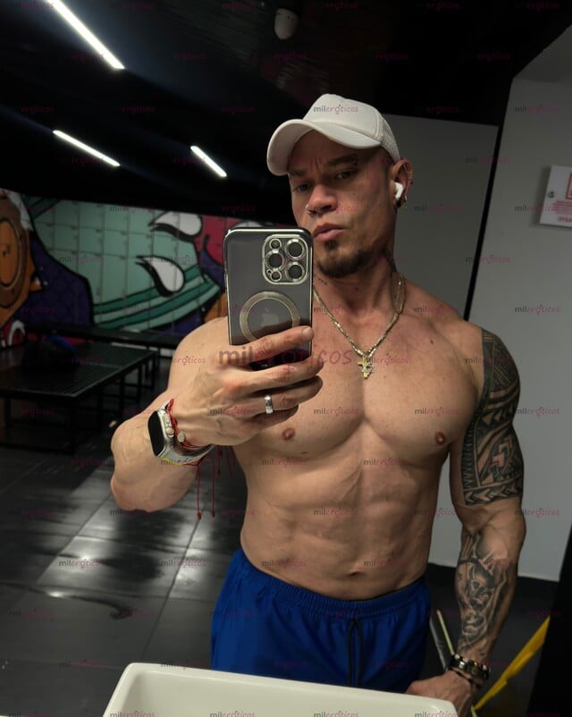 FOTOS DE HOMBRE CALIENTE, FITNES, ATLETA DE ALTO RENDIMIENTO, FULL COMPLACIENTE!
