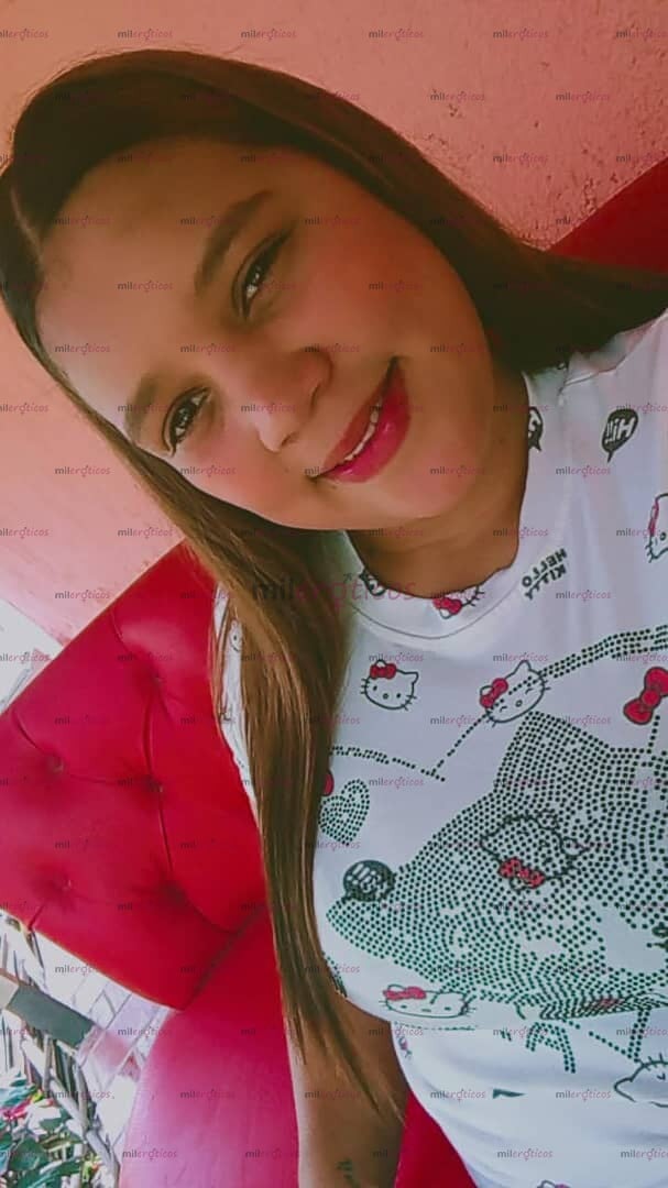 FOTOS DE HOLA MI NOMBRE ES ESTEFANI SOY BLANQUITA TENGO 22 AÑOS