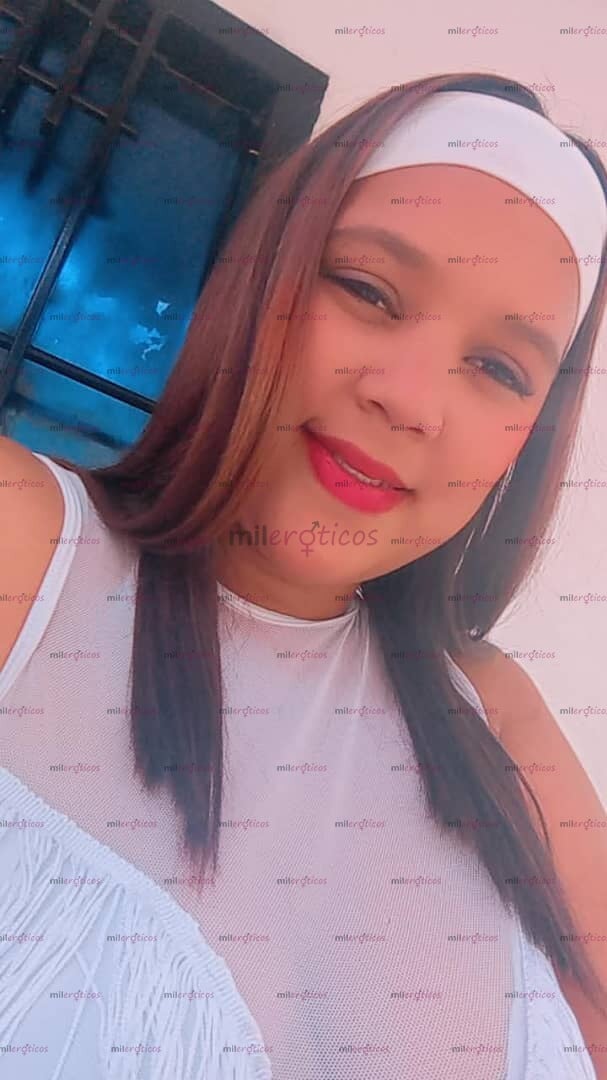 FOTOS DE HOLA MI NOMBRE ES ESTEFANI SOY BLANQUITA TENGO 22 AÑOS