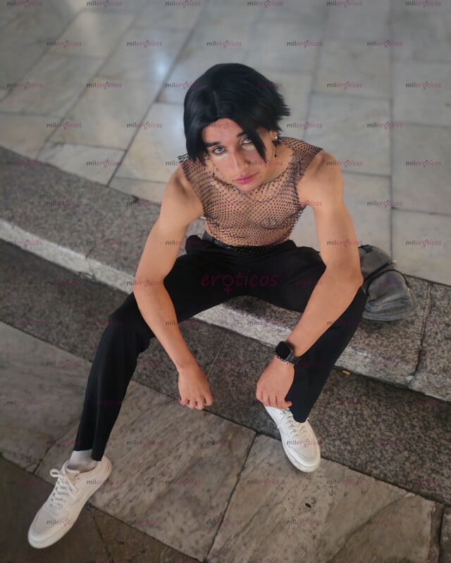 FOTOS DE JOVEN ATLÉTICO VARONIL, COMPAÑERO, BIEN DOTADO, COMPLACIENTE
