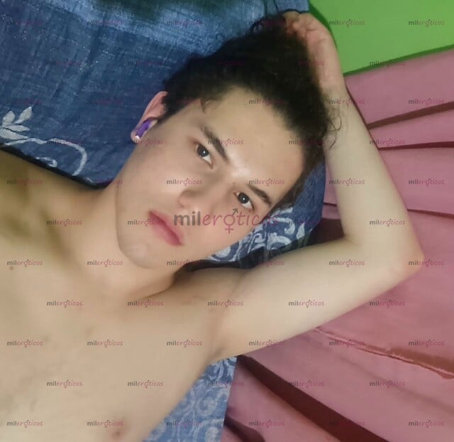 FOTOS DE HOLA SOY ALBERTO, TENGO 18 SOY VERSÁTIL ( ACTIVO O PASIVO) , ME GUSTA DISFRUTAR