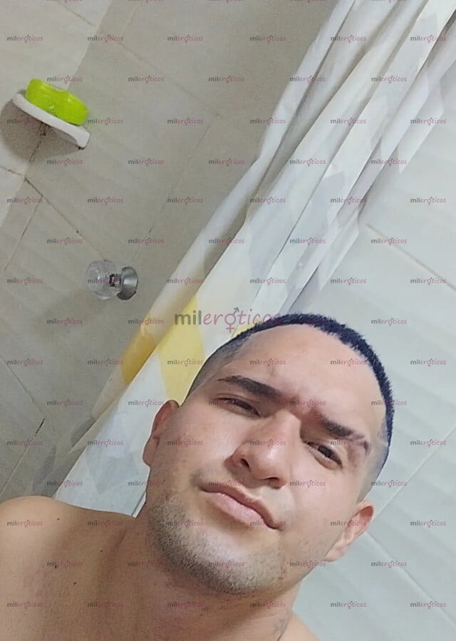FOTOS DE SOY ACTIVO 15 CENTÍMETROS A BESE PASIVO NO MUCHO SOY MUY BUENO EN LA CAMA HACIE