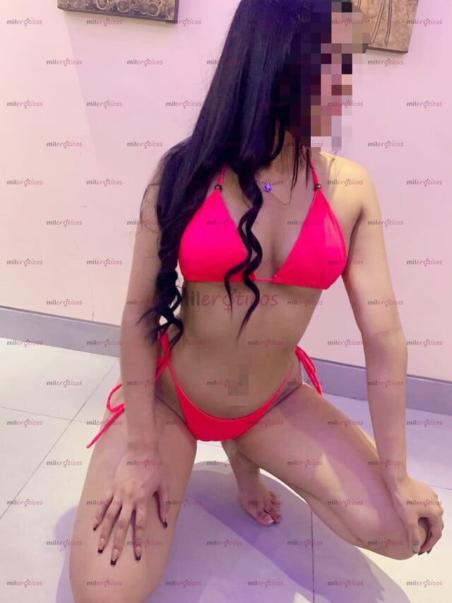 FOTOS DE FLAQUITA DE HUESO TALLADOR ... CINTURA DELGADA Y PEQUEÑA Y PIEL SUAVE!!!