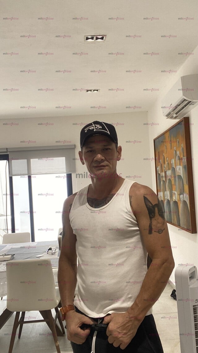 FOTOS DE COLOMBIANO NUEVO EN CANCÚN DOTADO VERSÁTIL