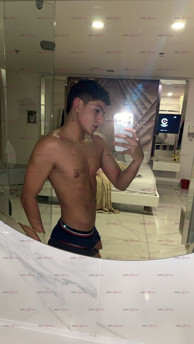 FOTOS DE JOVEN ADICTO AL SEXO 19 CM CON LUGAR POCOS DÍAS