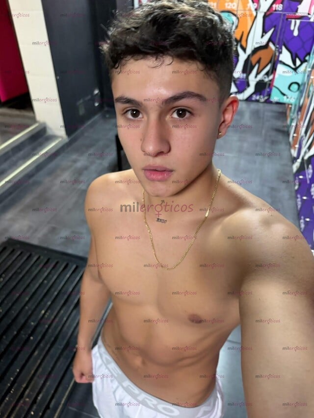 FOTOS DE JOVEN ADICTO AL SEXO 19 CM CON LUGAR POCOS DÍAS