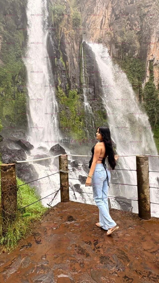 FOTOS DE PEQUEÑA CHICA FLAQUITA APRETADITA A TU DISPOSICIÓN