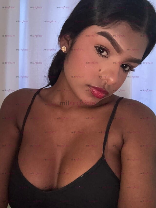 FOTOS DE JOVENCITA DE TETAS NATURALES GRANDES Y COLA GRANDE BIEN RICA