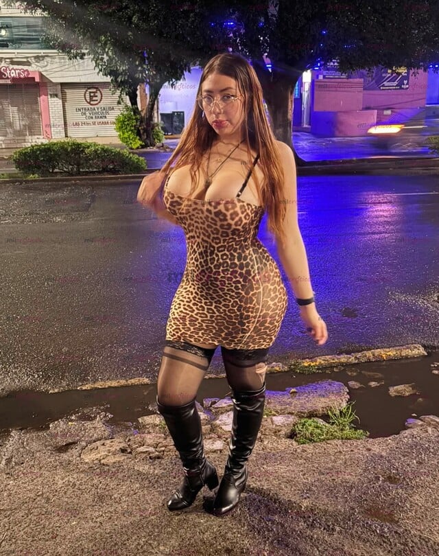 FOTOS DE SOY LA ÚNICA PELIRROJA NATURAL AQUÍ, SI NO ME CREES VEN A QUE TE DEJE DESLECHADO