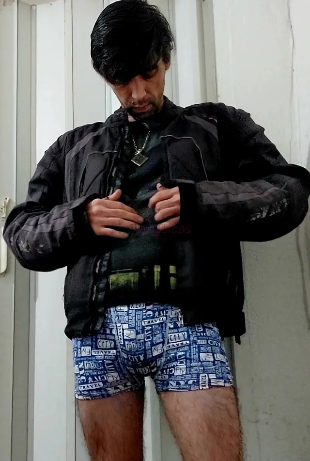 Homem educado discreto e atencioso ofereco companhia agradavel para eventos jantares viagens e momentos especiais atendimento respeitoso com foco em b...