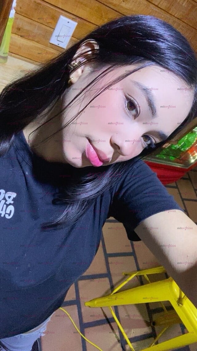 FOTOS DE NUEVA DESDE 10K , MUJER DELGADA CON VAGINA ROSADA Y APRETADA