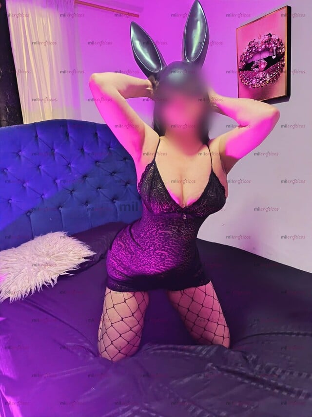 FOTOS DE PAPI, QUIERO SER TU PUTITA, MONTARTE BIEN RICO TU VERGA, Y QUE ME HAGAS GEMIR