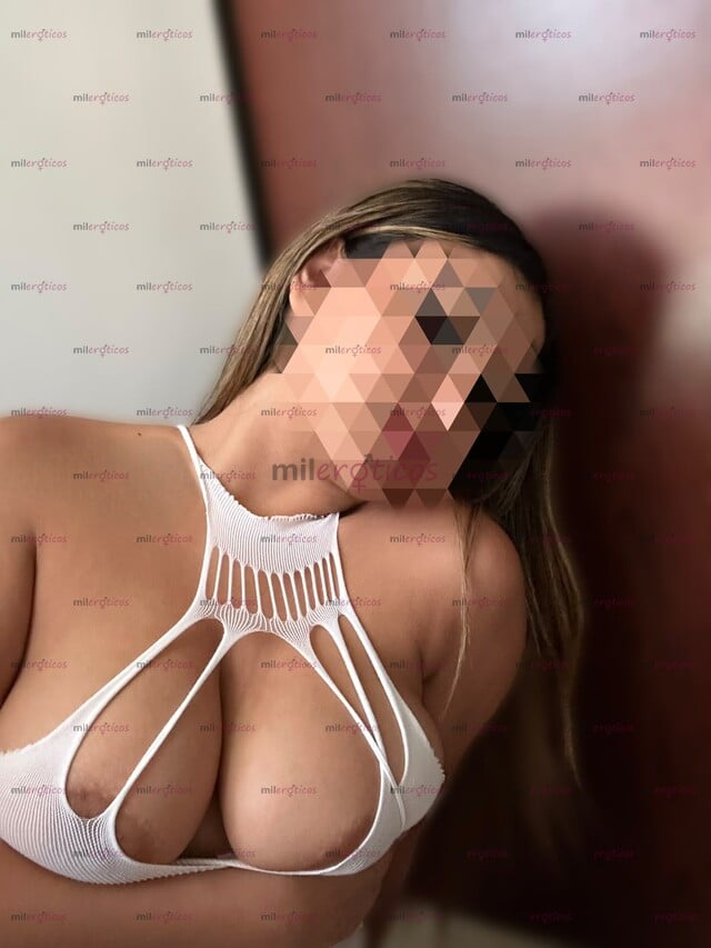 FOTOS DE LIZBETH DULCE E INOCENTE PETTIT 18 AÑOS BUBIS RIQUÍSIMAS NATURALES BIEN NALGONA!