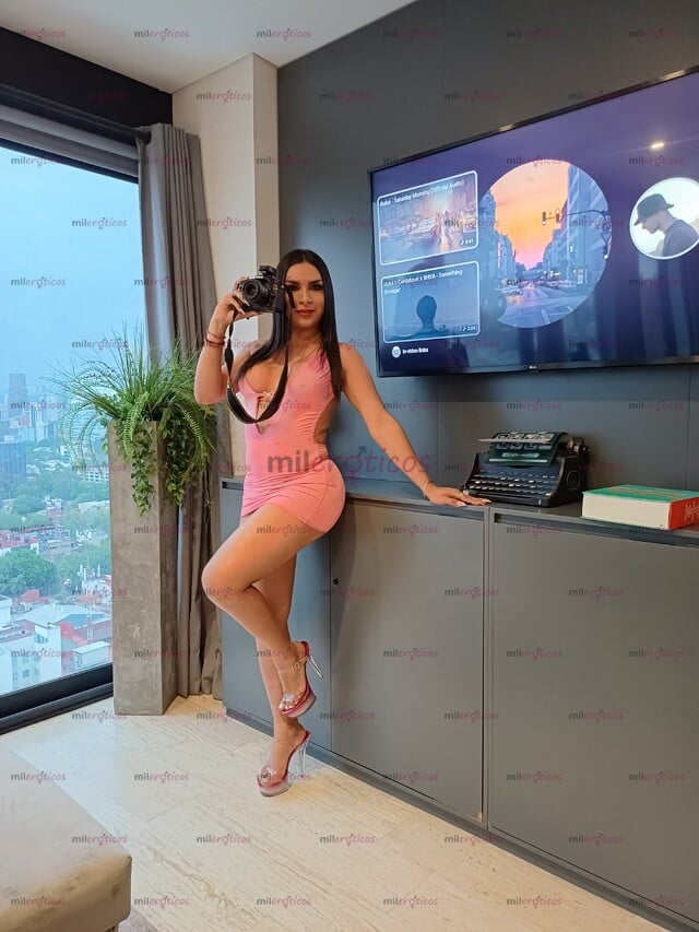 FOTOS DE UNA DE LAS MEJORES PUTITAS, TRAGONA DE VERGAS AGUANTADORA DISPONIBLE