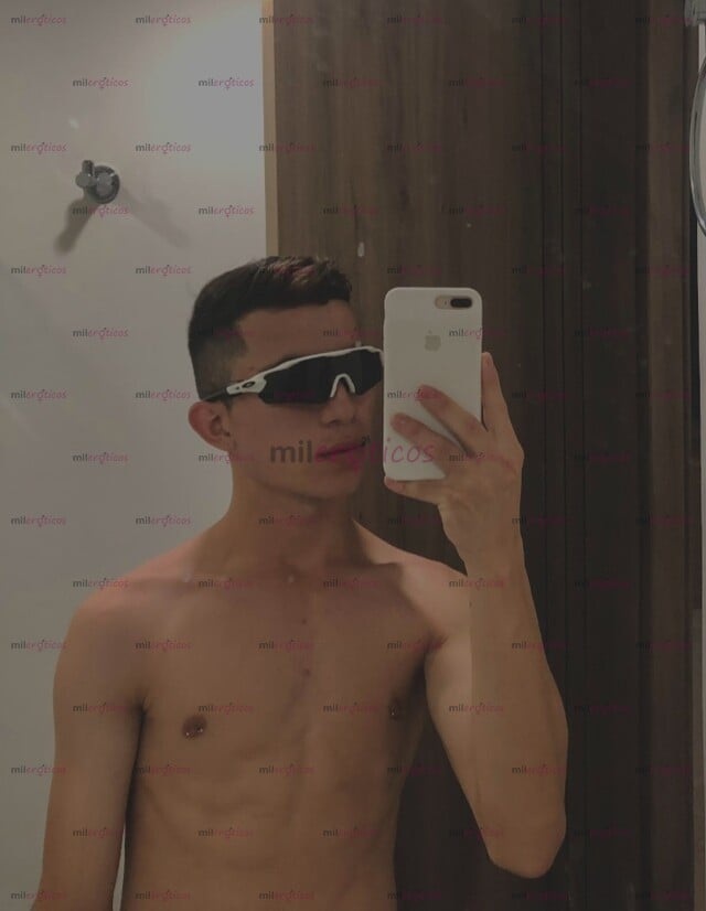 FOTOS DE JOVEN DELGADO MUY COMPLACIENTE DISPONIBLE 24 7