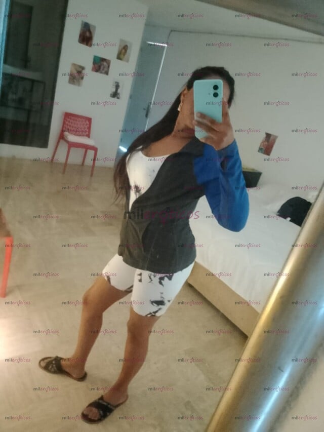 FOTOS DE MORENA CALIENTE EN BUSCA DE PLACER Y DISCRECIÓN.