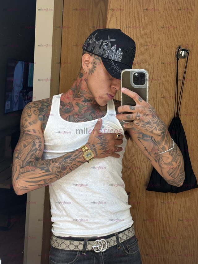 FOTOS DE ISAAC BROWN DISPONIBLE CHAVO VERGON19CM TE CUMPLO TUS FANTASÍAS