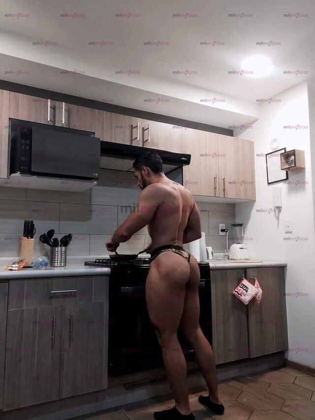 FOTOS DE MORENO CUERPO ESCULTURAL MEDIDAS BOLUCTOSAS