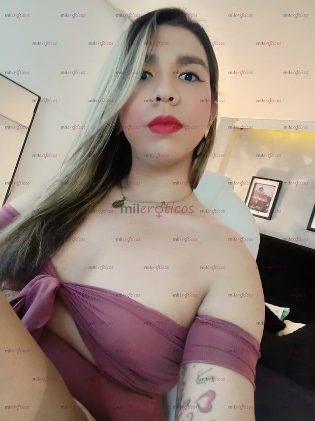 FOTOS DE CHICA MUY CALIENTE SOLITA Y CON GANAS DE COMER VERGA
