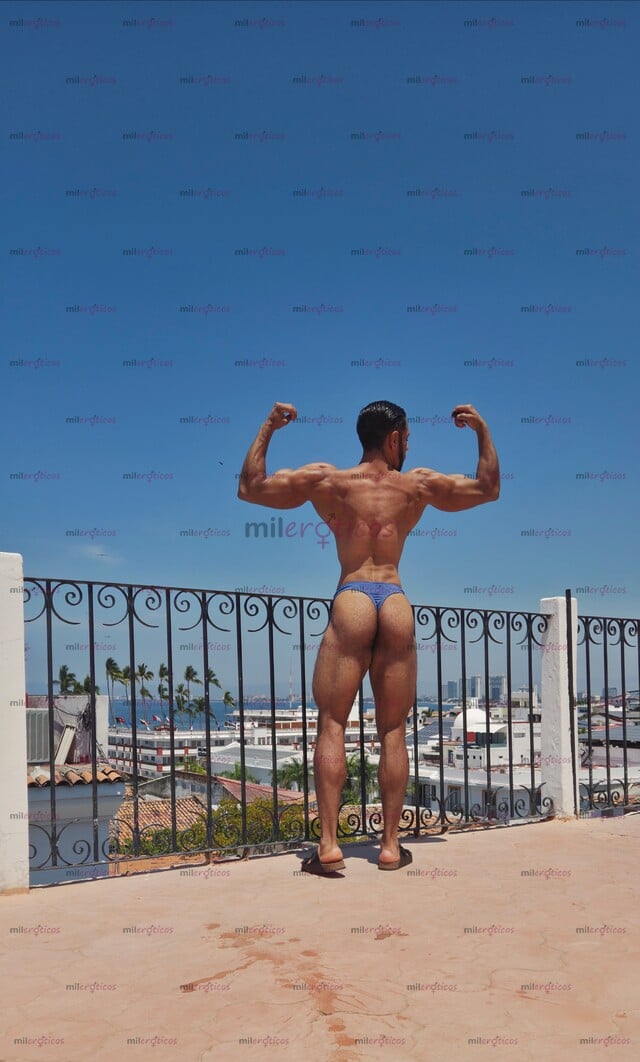 FOTOS DE MORENO CUERPO ESCULTURAL MEDIDAS BOLUCTOSAS