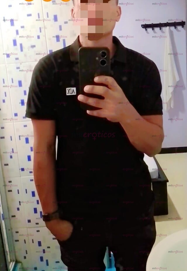 FOTOS DE MASAJISTA SEXÓLOGO PROFESIONAL CON HABITACIÓN PRIVADA DISPONIBLE LAS 24 HORAS