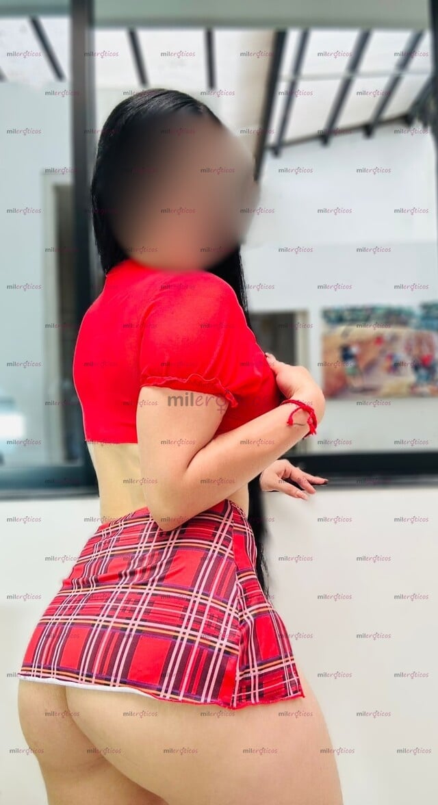 FOTOS DE LIA HERMOSA CHICA DE 18 AÑOS NUEVA EN PENTHOUSE