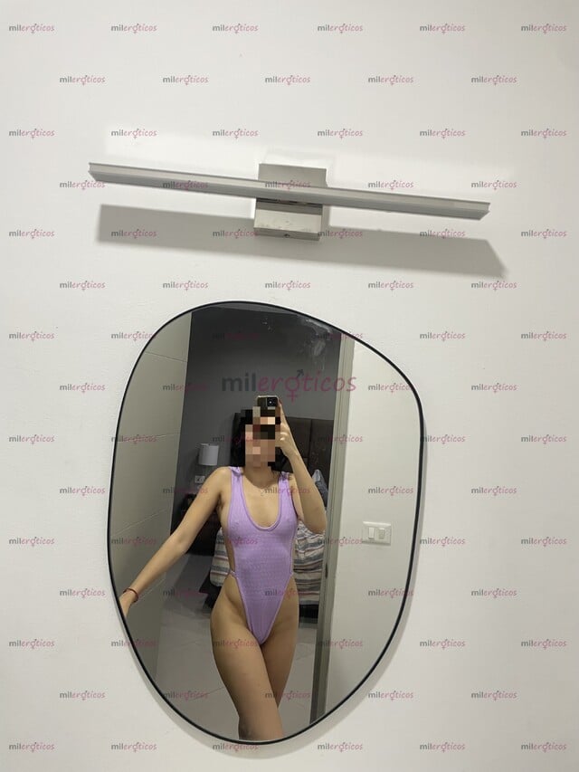 FOTOS DE CHICA SEXY NATURAL Y FLAQUITA DISPUESTA A COMPLACERTE MI AMOR