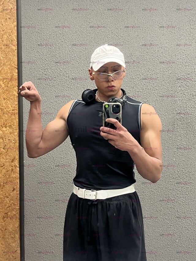 FOTOS DE CHAVITO LAMPIÑO AL 100% CON VERGA DE 19CM Y CULITO DISPONIBLE