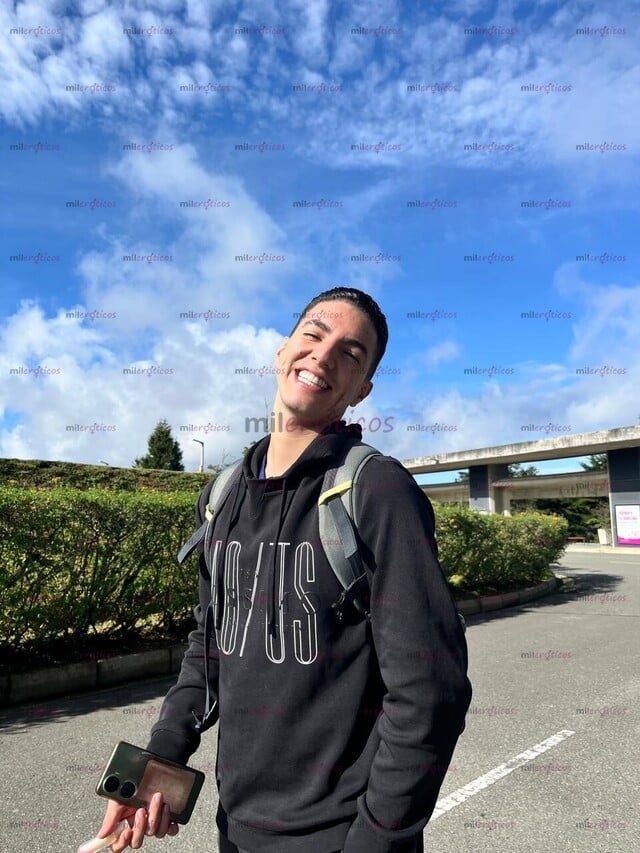 FOTOS DE JOVEN DISPUESTO A COMPLACER EN LO QUE DESEE$