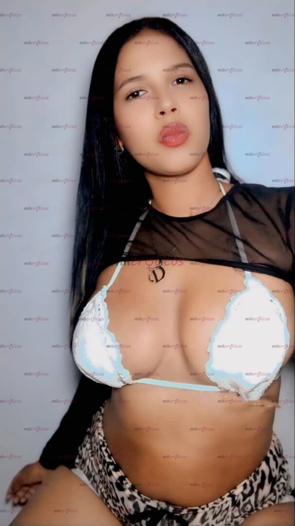 FOTOS DE CRISMA PEREZ: LA MORENA CACHONDA QUE TE VA A DEJAR SECO