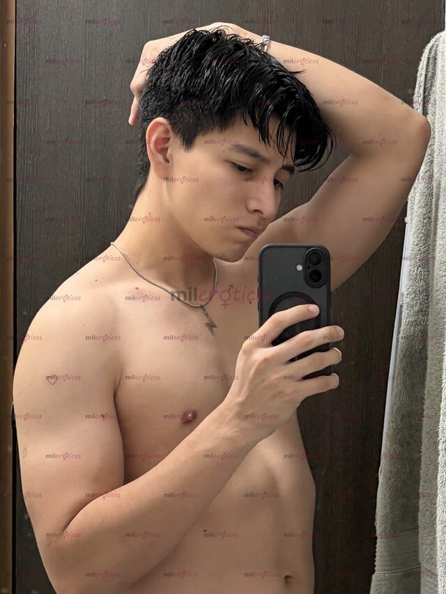 FOTOS DE JOVEN PASIVO Y DISCRETO, TODO EN BUEN PLAN.
