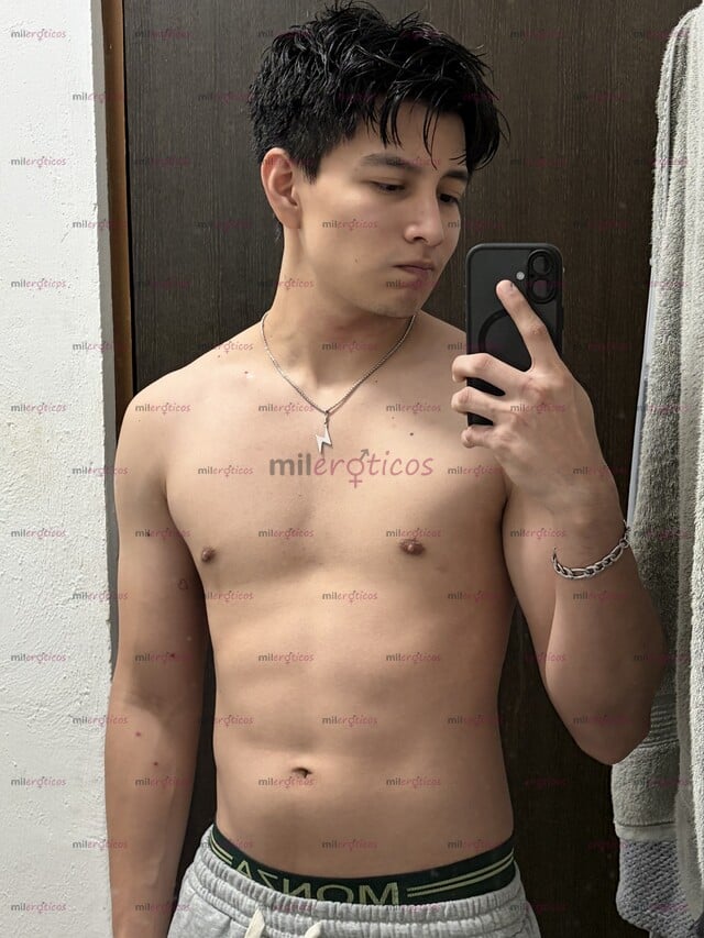 FOTOS DE JOVEN PASIVO Y DISCRETO, TODO EN BUEN PLAN.