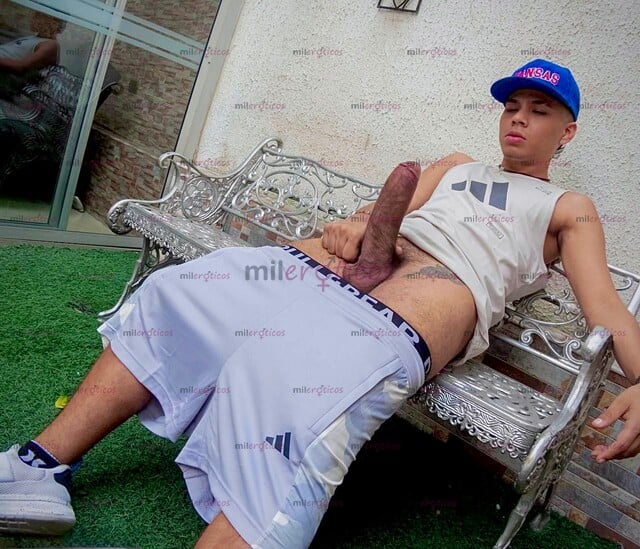 FOTOS DE CALEÑO XXL DE PASO CON GANAS DE MUCHO SEXO Y DIVERSIÓN!