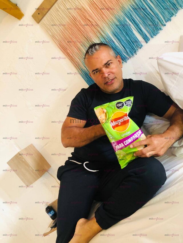 FOTOS DE SOLO PARA MUJERES QUE SABEN LO QUE QUIEREN CABALLERO DISPUESTO A CUMPLIR TUS FAN