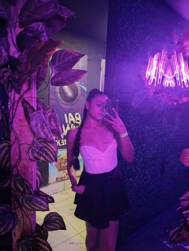 FOTOS DE LINDA DAMA APASIONADA Y SENSUAL. QUIERE CONSENTIR JUGAR CUMPLIRÁ TODO FETICHE