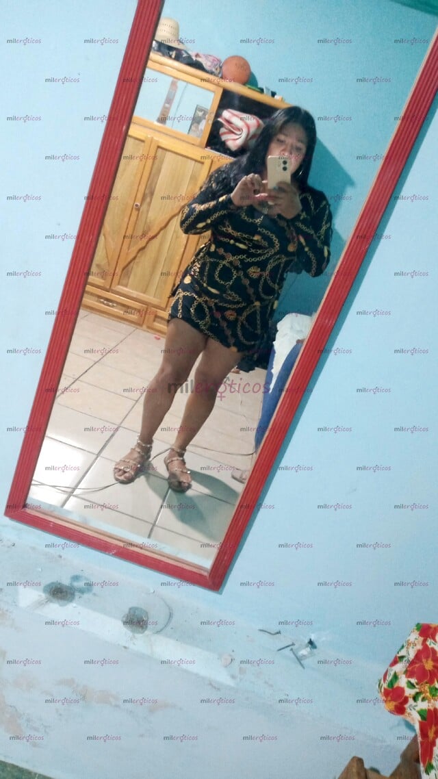 FOTOS DE HOLA SOY NAOMI UNA CHICA GORDA Y BUENA DISPUESTA A CUMPLIR CUALQUIER FANTASÍA