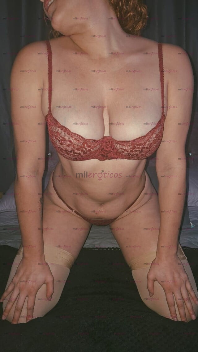 FOTOS DE JOVEN COSTEÑITA DELICIOSA CON ENORMES TETAS TALLA 38B CULONA TETONA MUY ARDIENTE