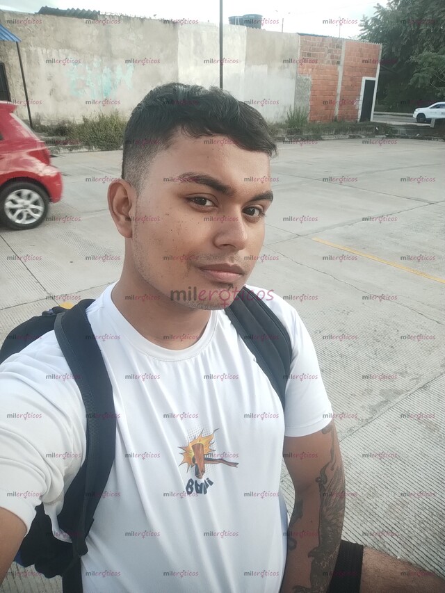 FOTOS DE CHICO QUE LO CHUPA RICO Y DESCOMPLICADO PARA UN BUEN DISFRUTE