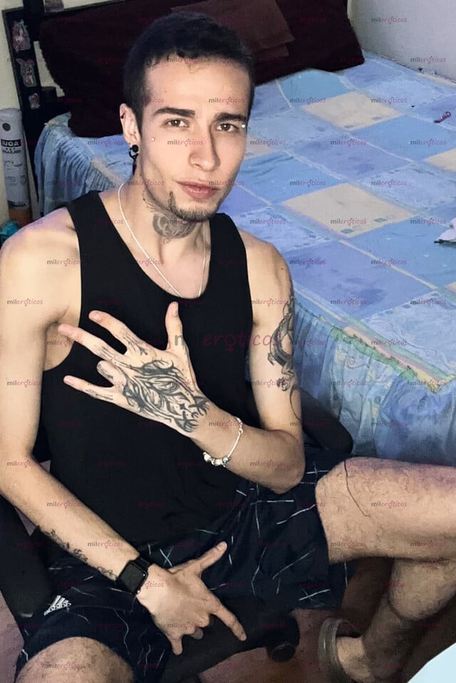 FOTOS DE JOVEN FLACO FULL MORBOSO DISPUESTO A HACERTE PASAR UN RATO MUY AGRADABLE