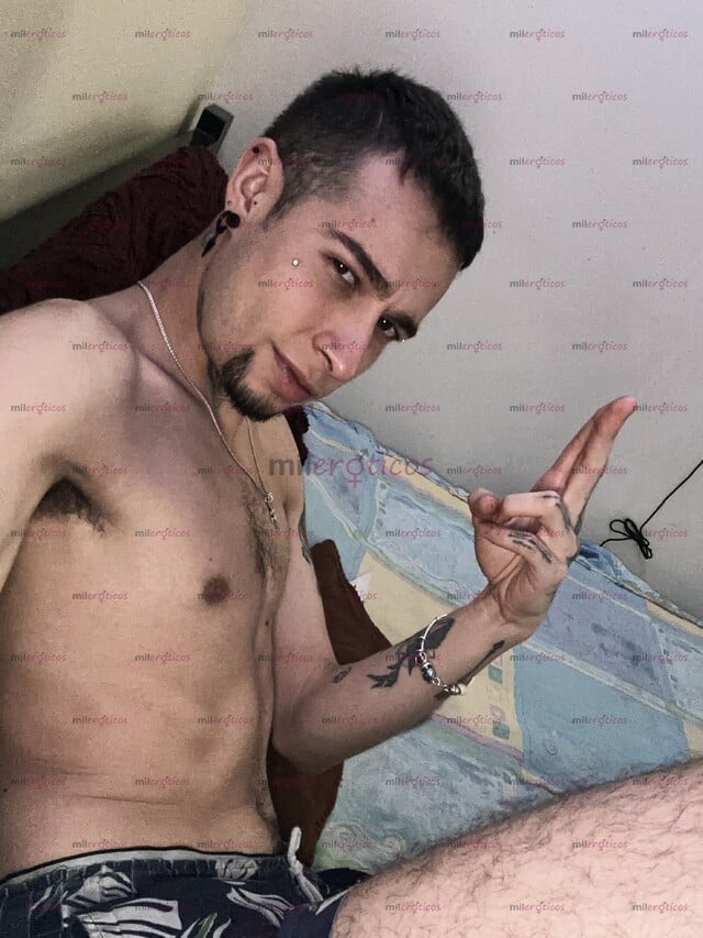 FOTOS DE JOVEN FLACO FULL MORBOSO DISPUESTO A HACERTE PASAR UN RATO MUY AGRADABLE