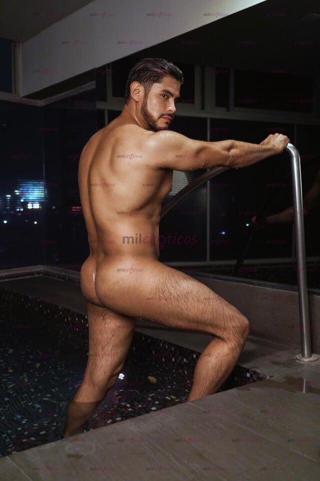 FOTOS DE GIGOLÓ VIP PARA DAMAS EXIGENTES Y PAREJAS CDMX . EXPERIENCIA SWINGER