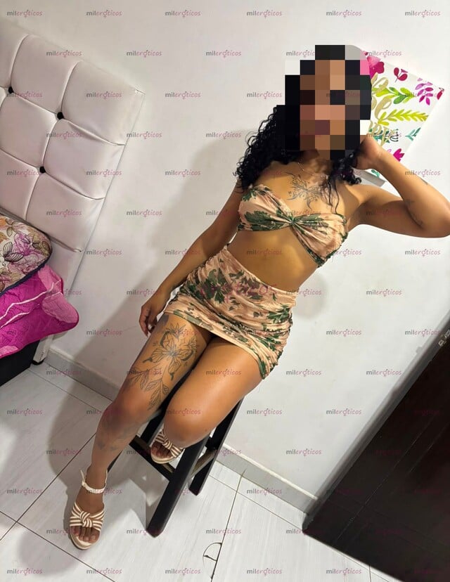 FOTOS DE HERMOSA MORENA JOVEN Y HERMOSA CARO VEN A DISFRUTAR DE MI