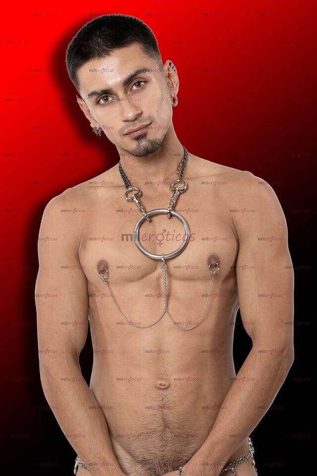 FOTOS DE JOVEN ACOMPAÑANTE, GUAPO Y MUSCULOSO VIP CULO RICO Y TRABAJADO