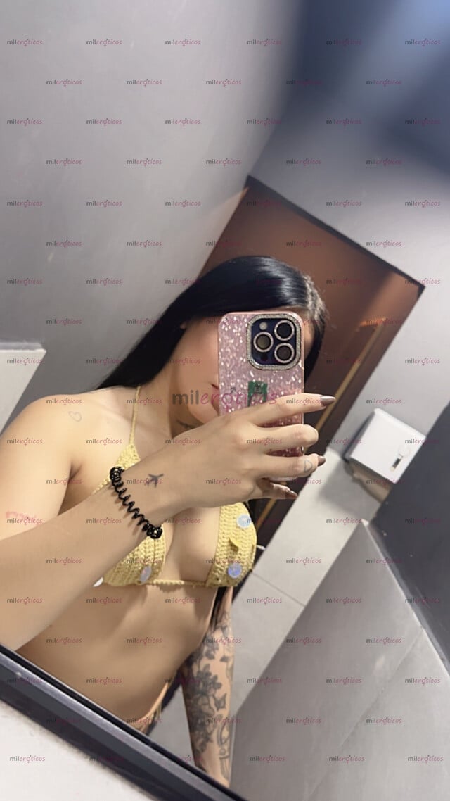 FOTOS DE CHICA JOVEN 20 AÑOS CABELLO NEGRO DELGADA, BUENA COLA AMIGABLE Y MUY ATENTA